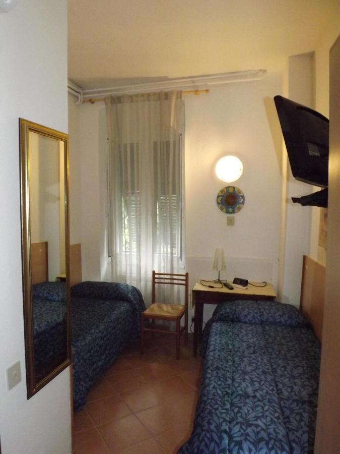 New Hotel Genio بورتوفينيري المظهر الخارجي الصورة